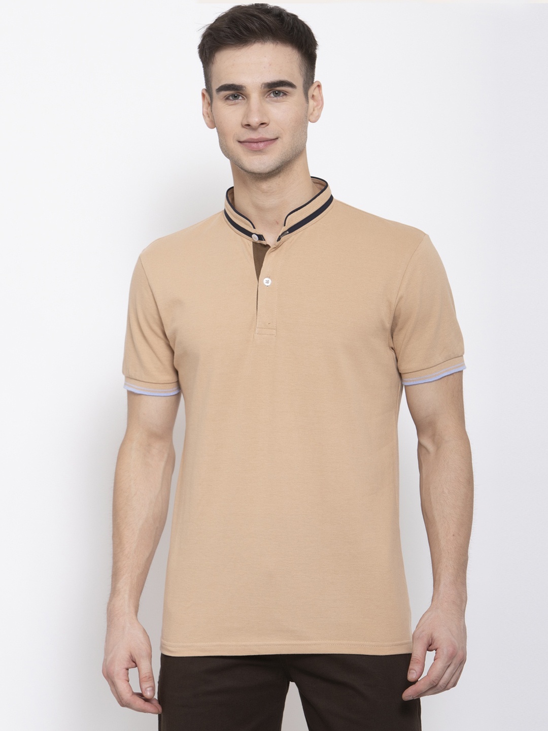 

Style Quotient Men Beige Solid Mandarin Collar T-shirt