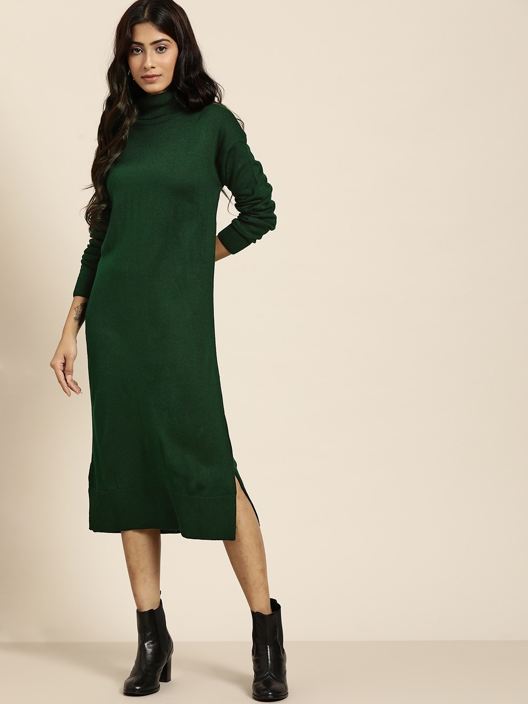 

all about you Green Solid Turtle Neck Jumper Midi Dress