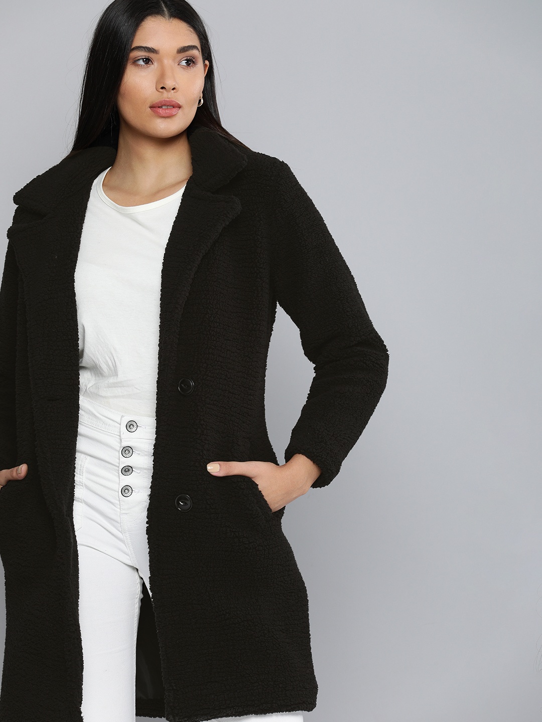 

Chemistry Women Black Solid Lapel-Collar Longline Tailored Jacket