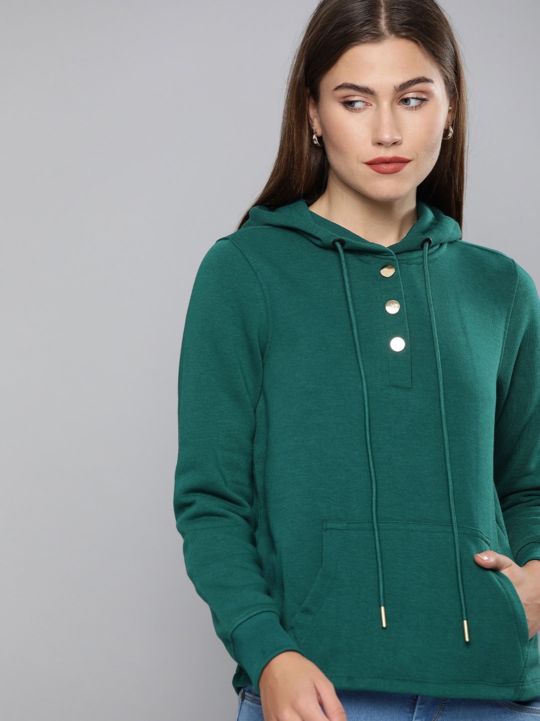 

Chemistry Women Green Solid Hooded Sweatshirt