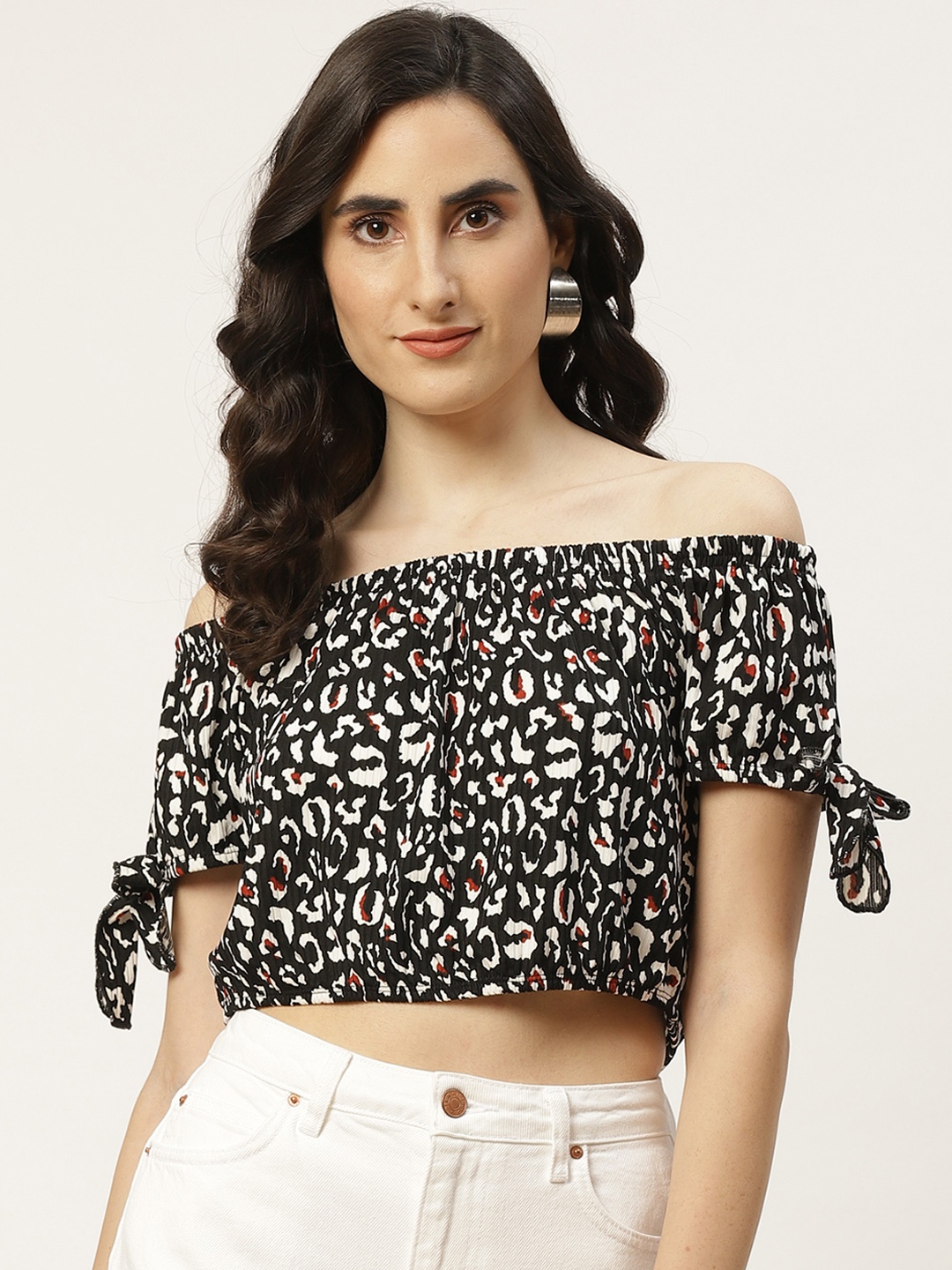 

Trendyol Women Black White Leopard Print Bardot Crop Top