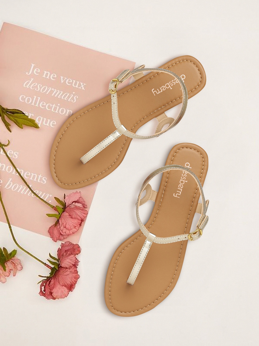 

DressBerry Women Gold-Toned Solid T-Strap Flats with Cut-Work Detail