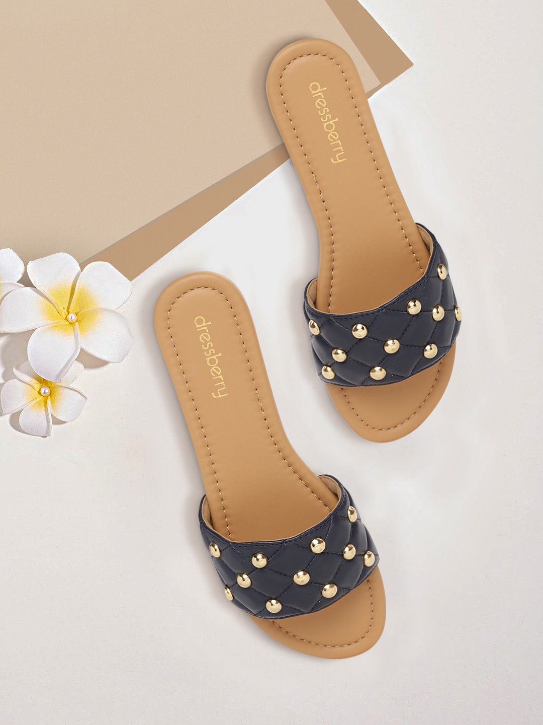 

DressBerry Women Navy Blue & Gold-Toned Quilted Open Toe Flats