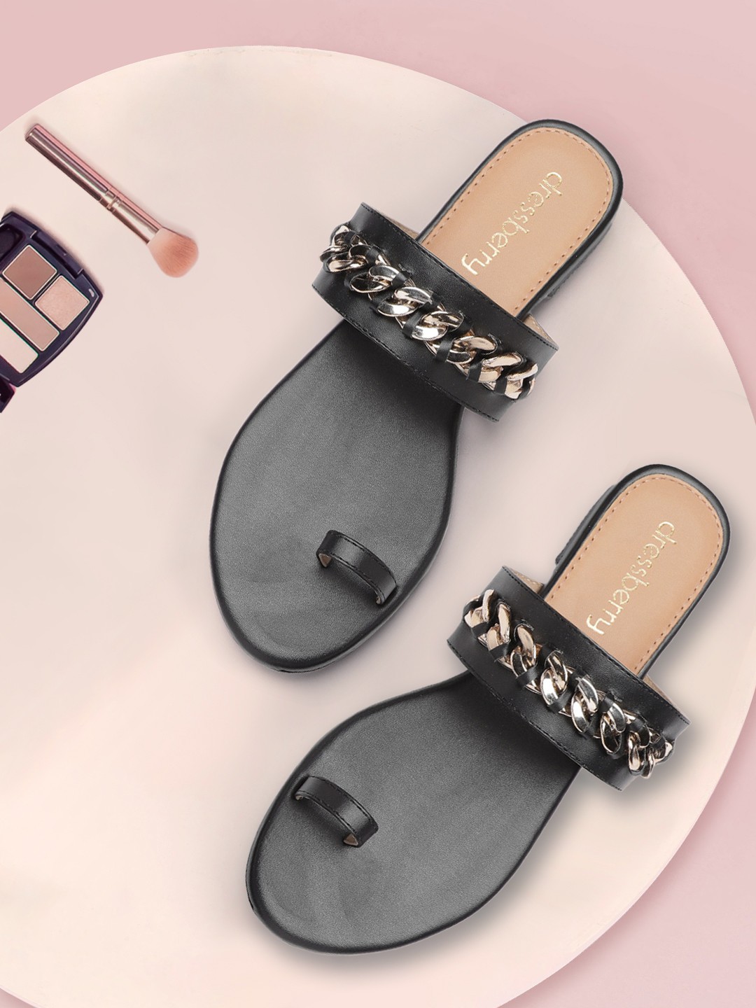 

DressBerry Women Black & Gold-Toned Solid One Toe Flats with Chain Detail