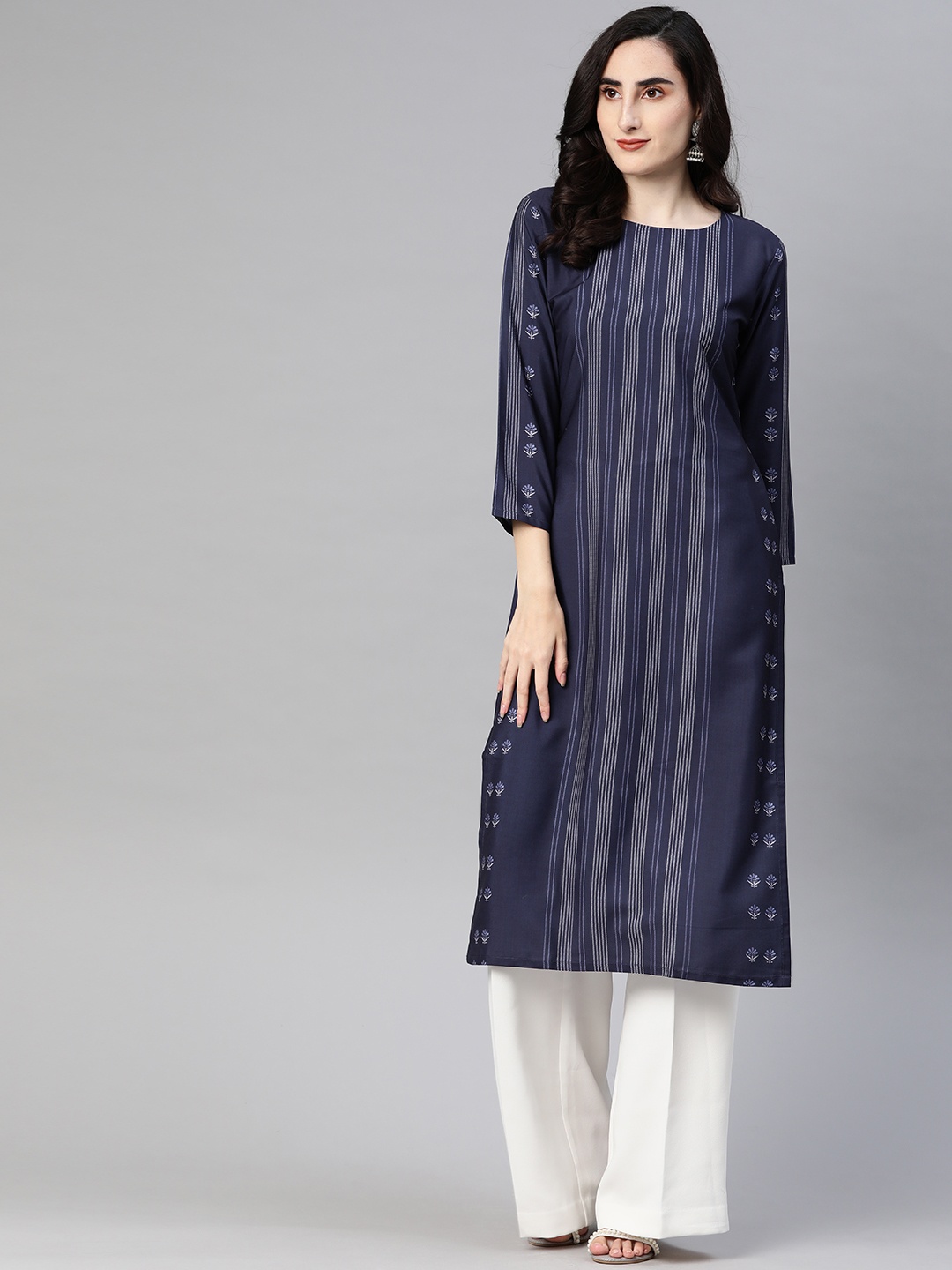 

AHIKA Women Navy Blue & White Striped Straight Kurta