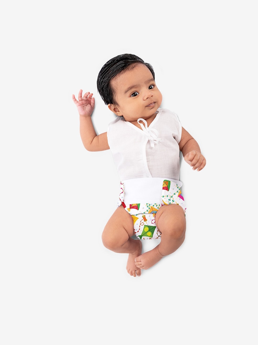 

SuperBottoms Newborn UNO Coloured Skies Printed Sustainable Cloth Diaper with 1 Dry Feel Pad, White