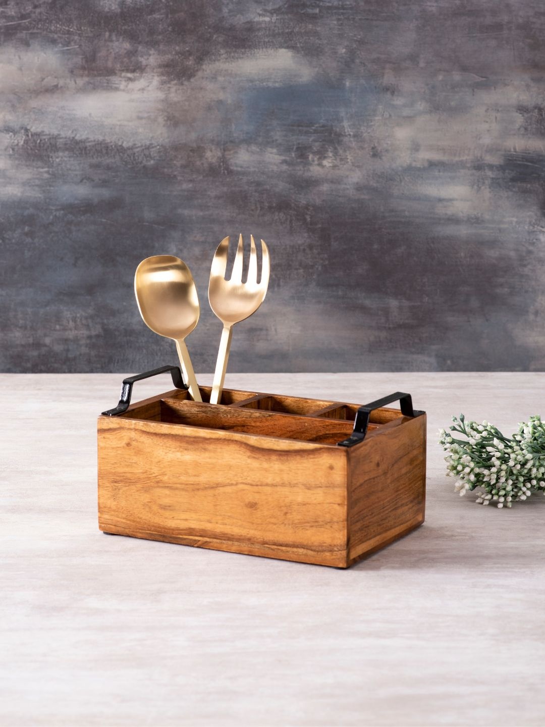 

nestroots Brown & Gold-Toned Stainless Steel Cutlery Set With Wooden Stand