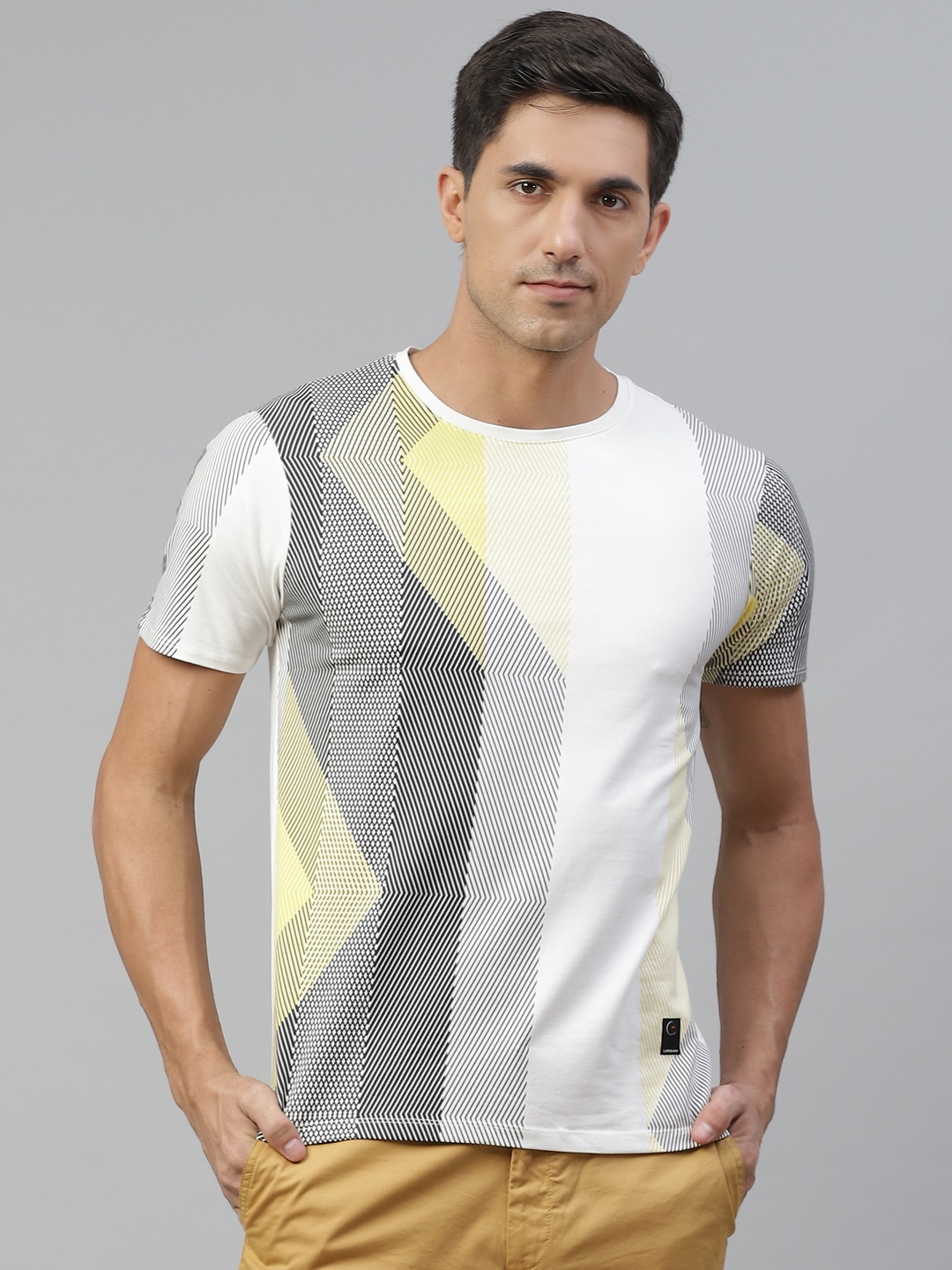 

Blackberrys Men White & Black Striped T-shirt