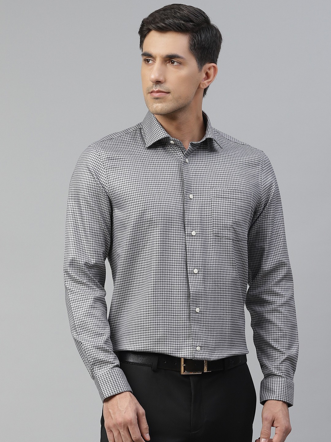 

Blackberrys Men Grey Hounstooth Pattern Cotton Formal Shirt