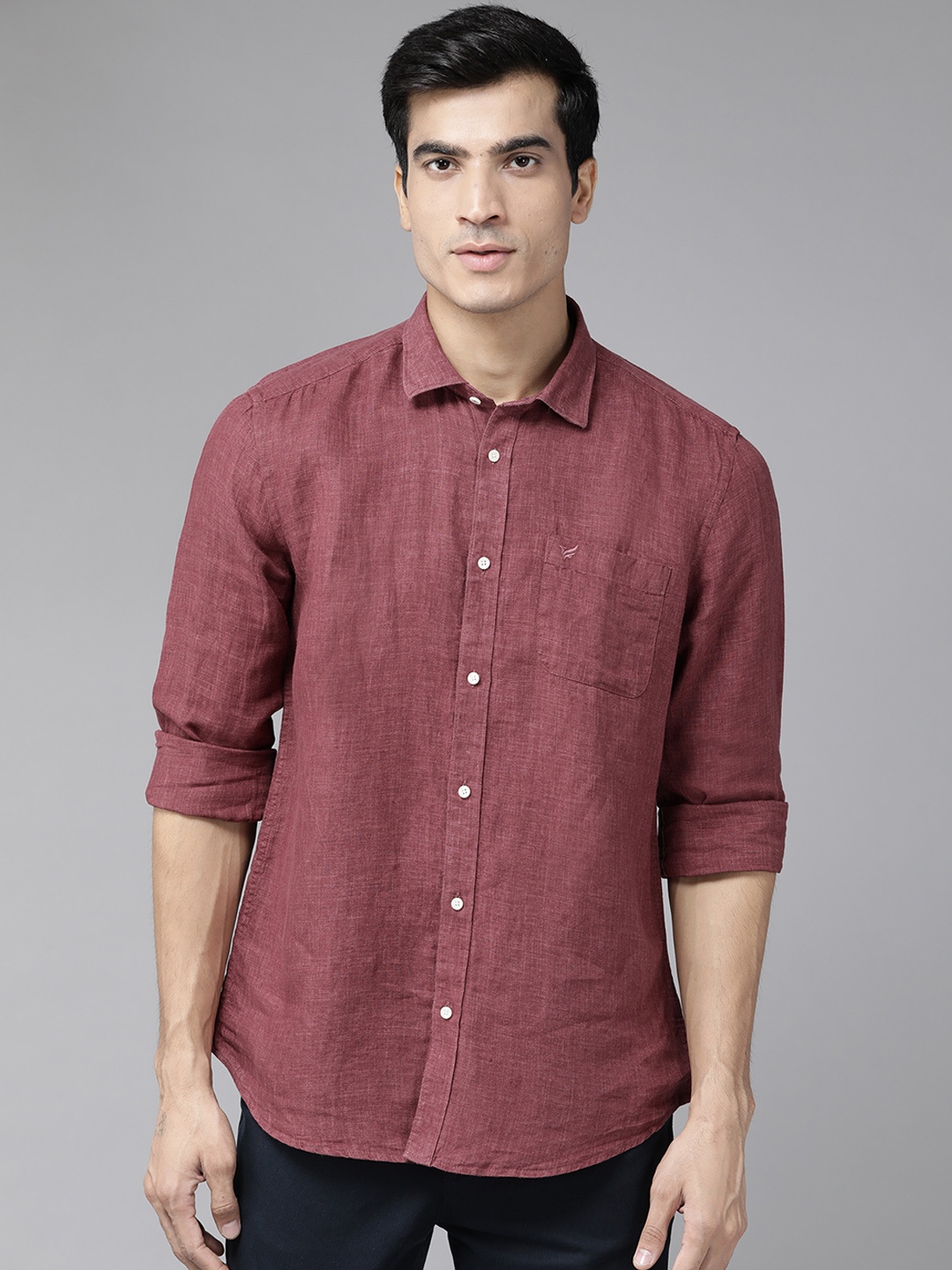 

Blackberrys Men Burgundy Self-Design Pure Linen Slim Fit Casual Shirt