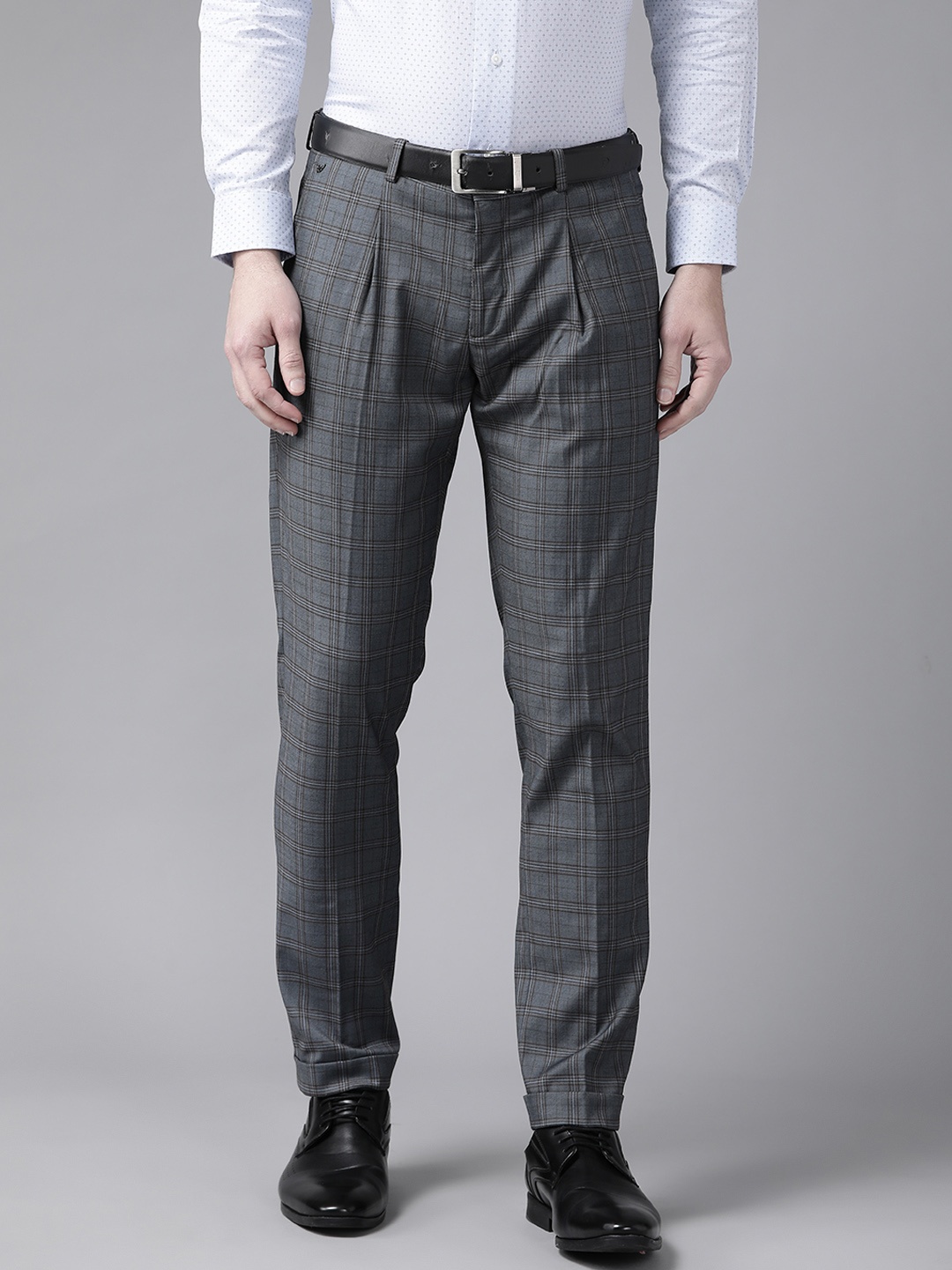 

Blackberrys Men Charcoal Grey Checked Phoenix Skinny Fit Low-Rise Pleated Formal Trousers