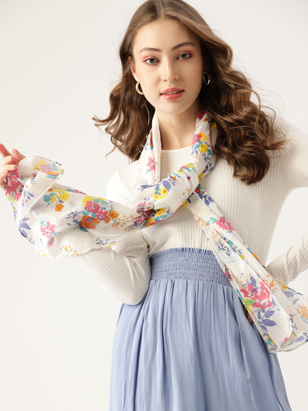 

DressBerry Women White & Blue Floral Printed Pure Cotton Scarf