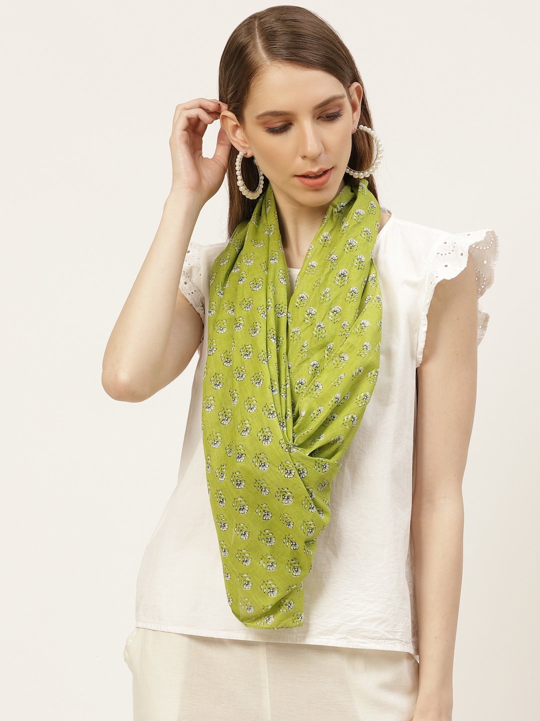 

Anouk Women Green & White Printed Scarf