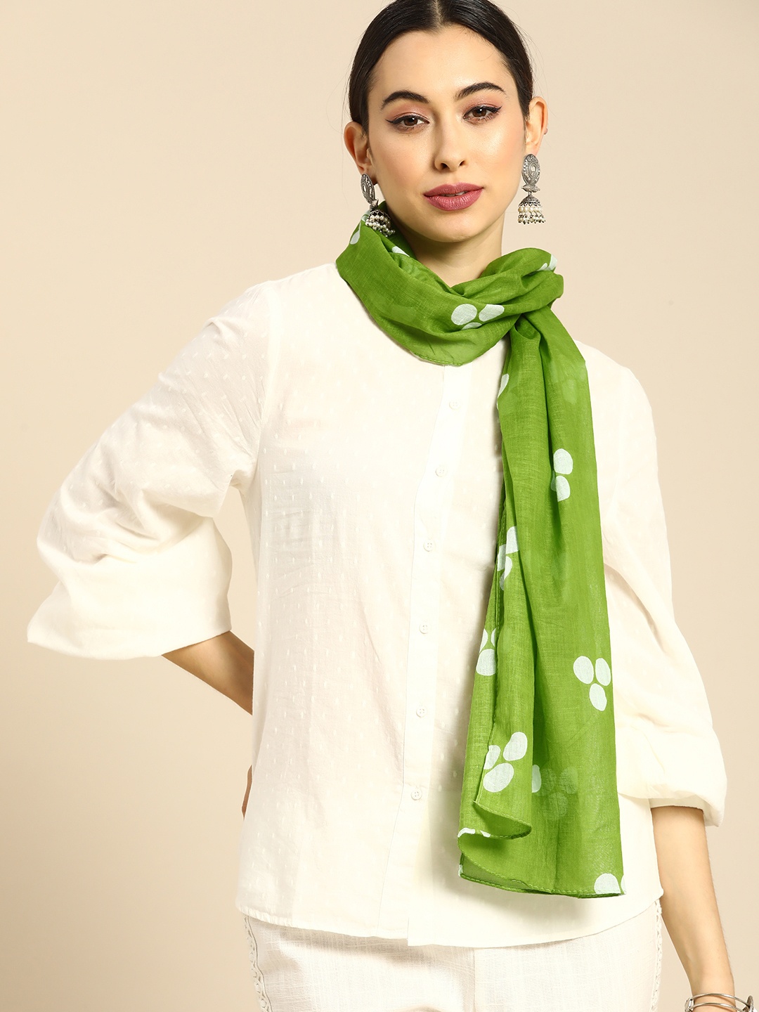 

Anouk Women Green Printed Scarf