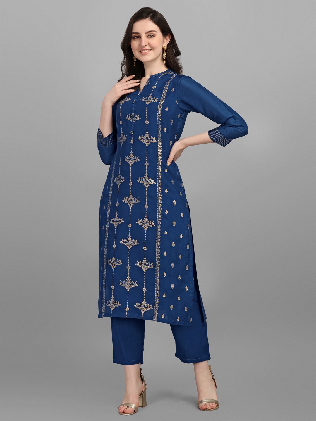 

Seerat Women Blue Woven Design Kurta with Trousers