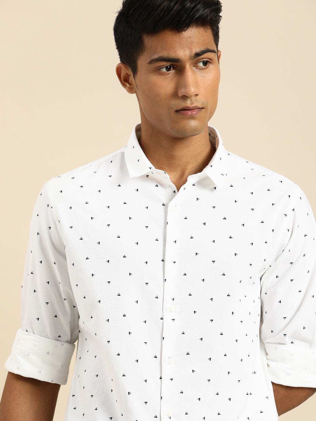 

ether Men White Checked Pure Cotton Casual Shirt