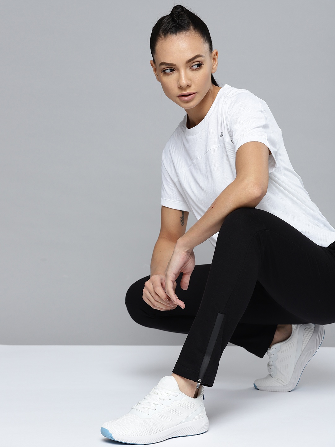 

Slazenger Women Black Solid Track Pants