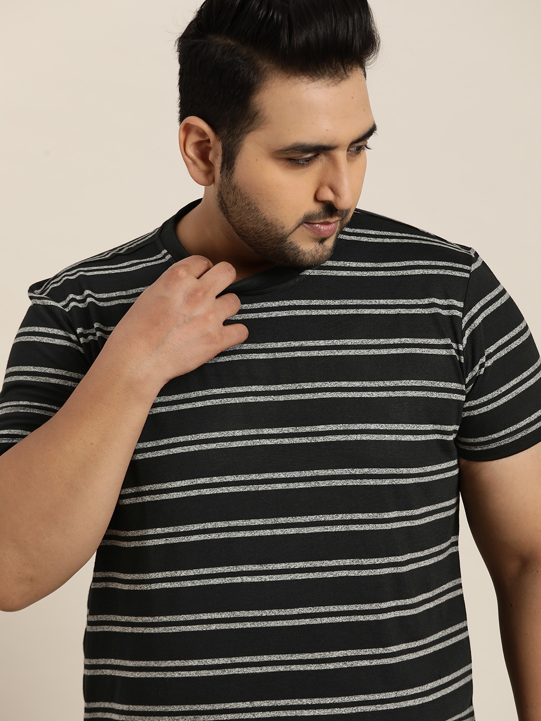 

Sztori Men Plus Size Black & Grey Striped T-shirt