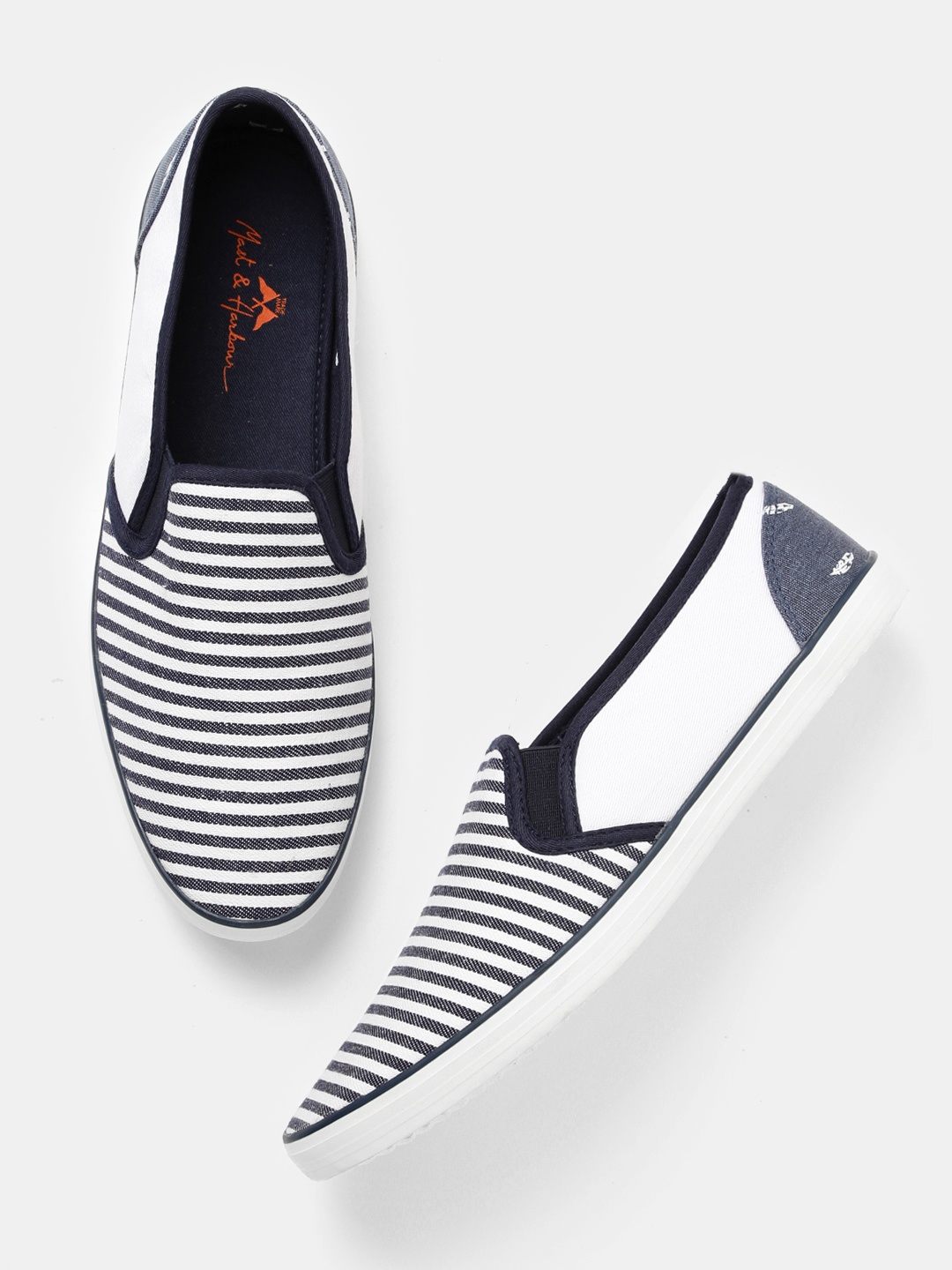 

Mast & Harbour Men Navy & White Striped Slp-Ons, Navy blue