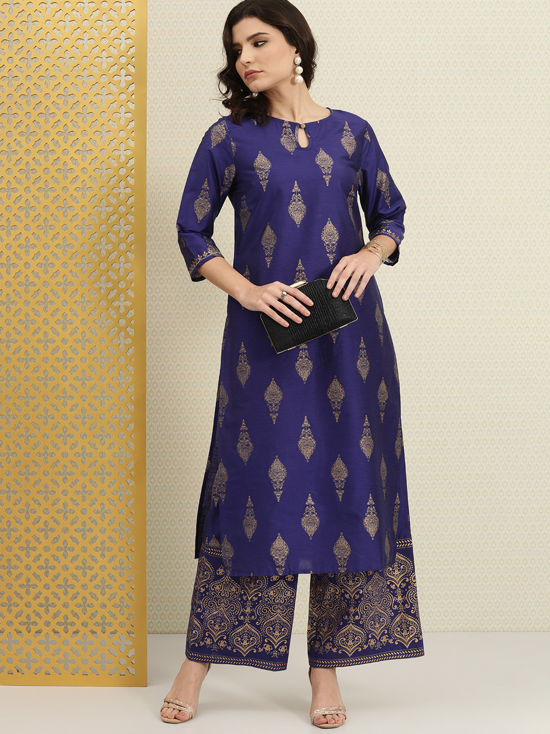 

House of Pataudi Women Blue & Gold Printed Kurta Set