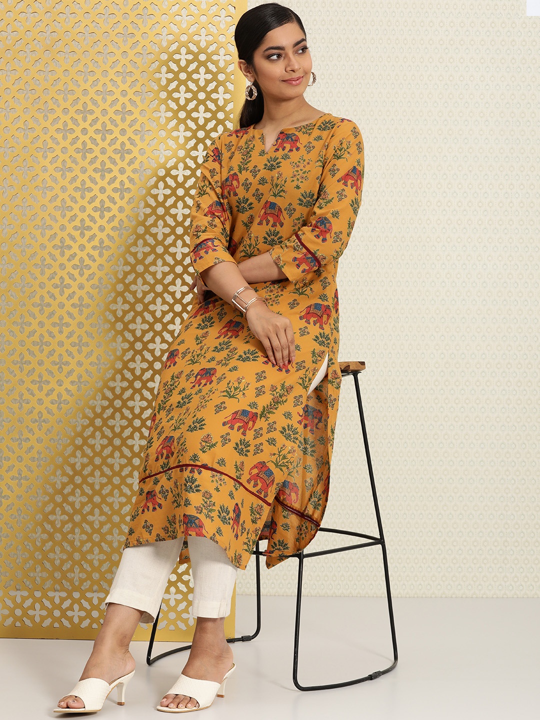 

House of Pataudi Women Mustard Yellow & Green Floral Printed A-Line Kurta