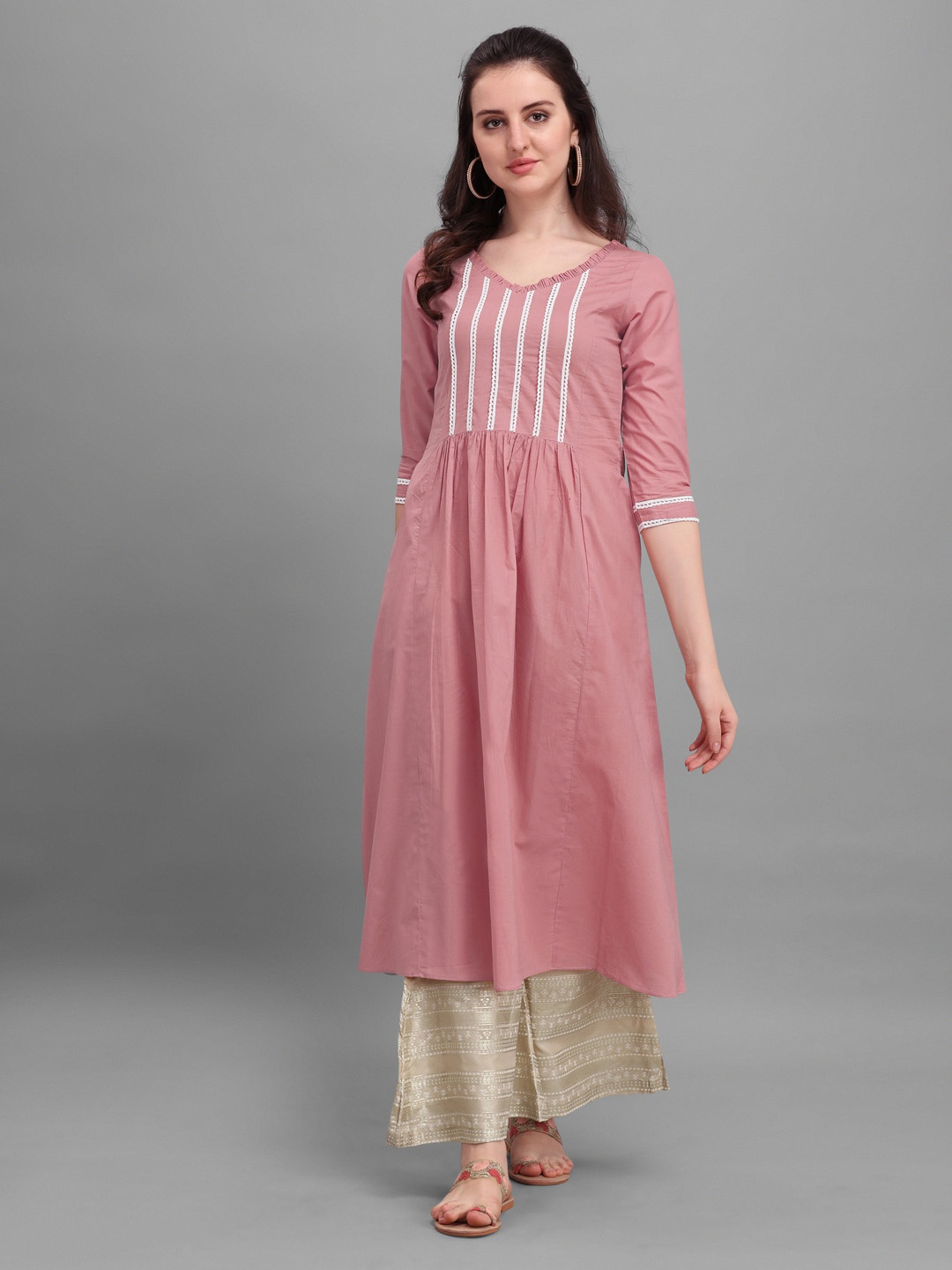 

Inddus Women Pink & Off White Yoke Design Kurta