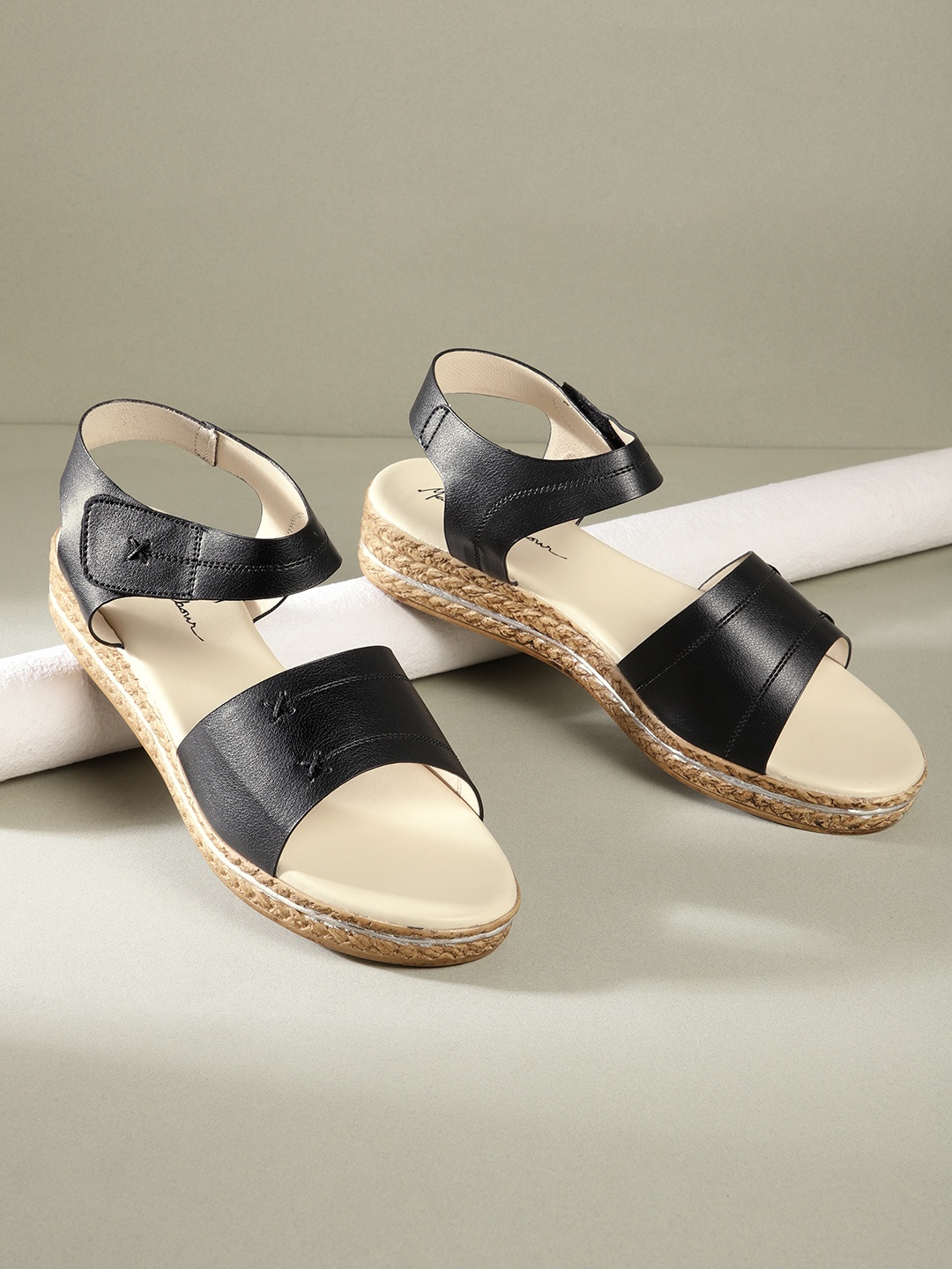 

Mast & Harbour Black Solid Flatform Heels