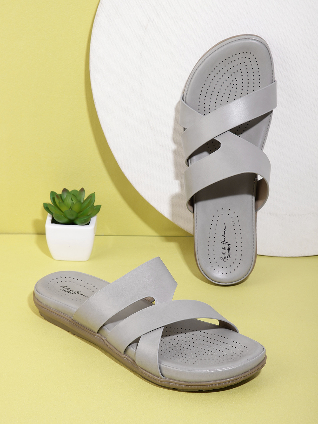 

Mast & Harbour Women Grey Solid Open Toe Flats