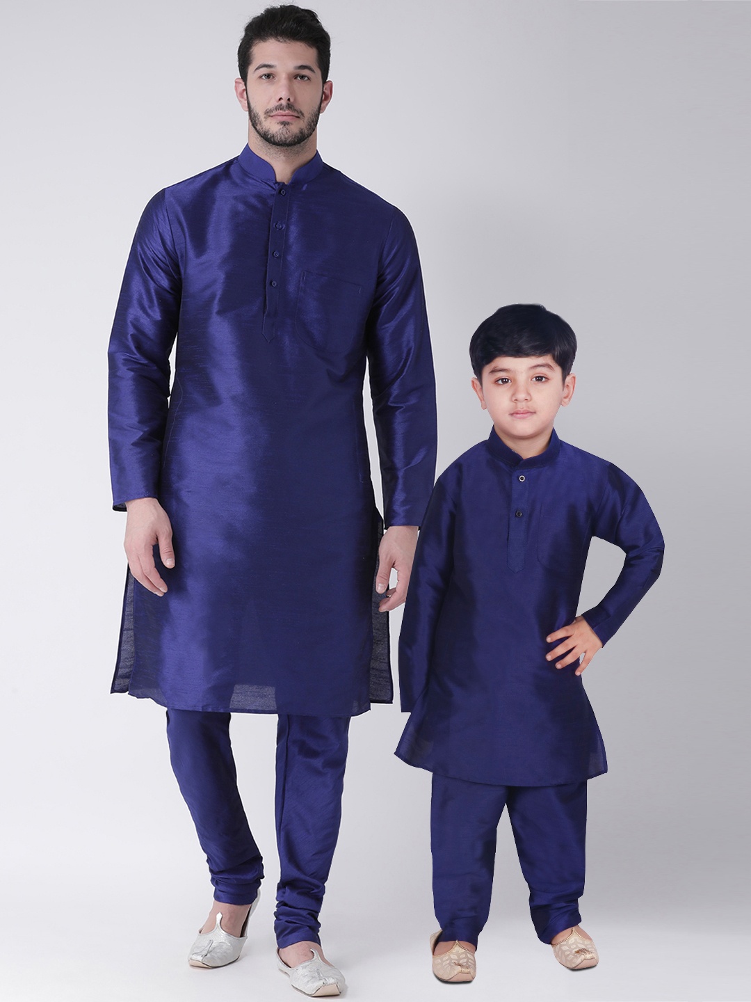 

SG YUVRAJ Boys Blue Solid Kurta with Salwar