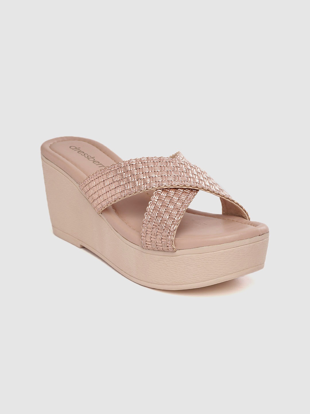 

DressBerry Peach-Coloured Basket Weave Wedges