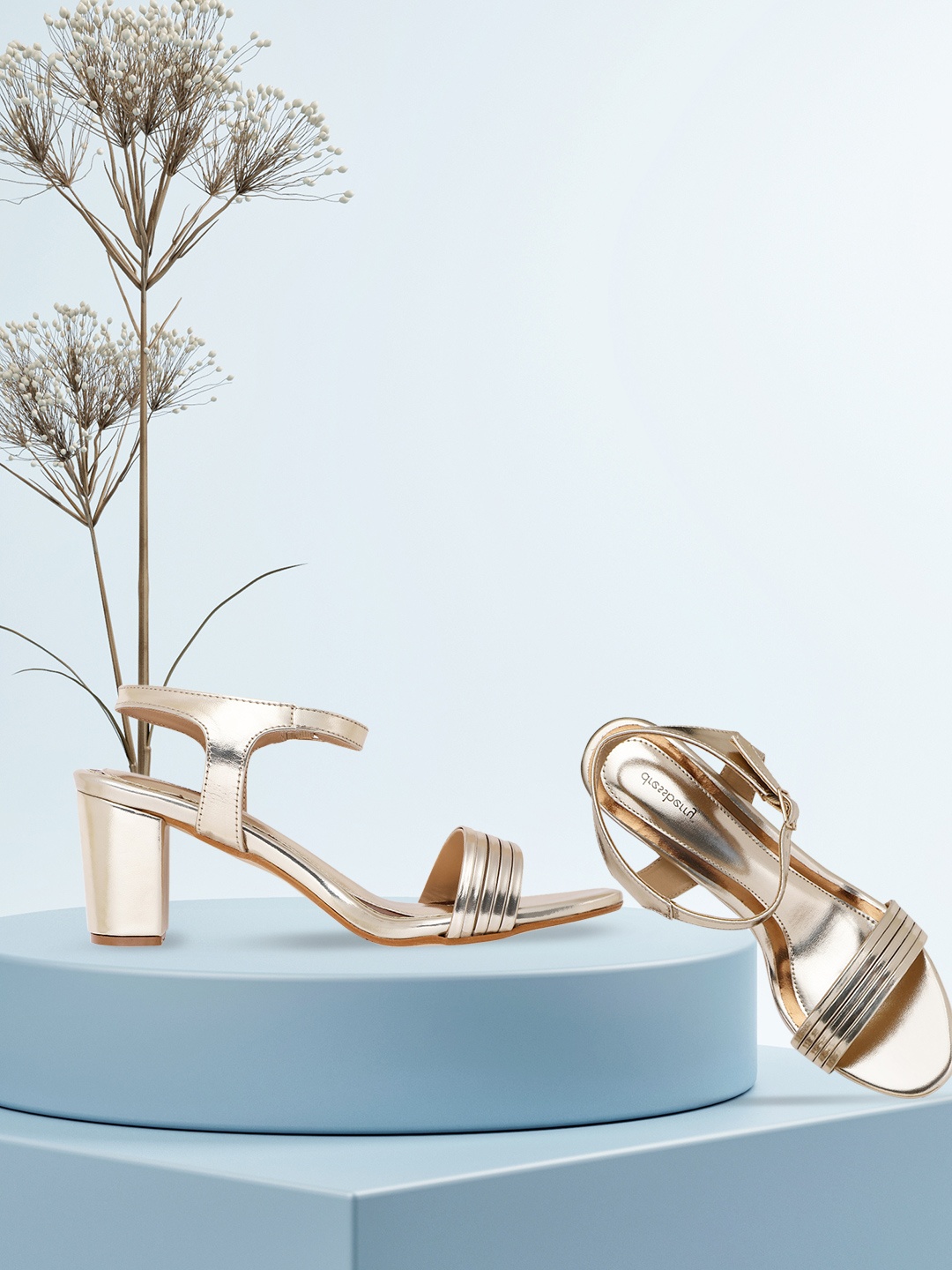 

DressBerry Gold-Toned Striped Party Block Heels