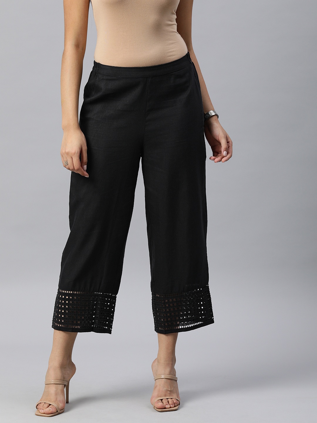 

Global Desi Women Black Straight Fit Cropped Regular Trousers