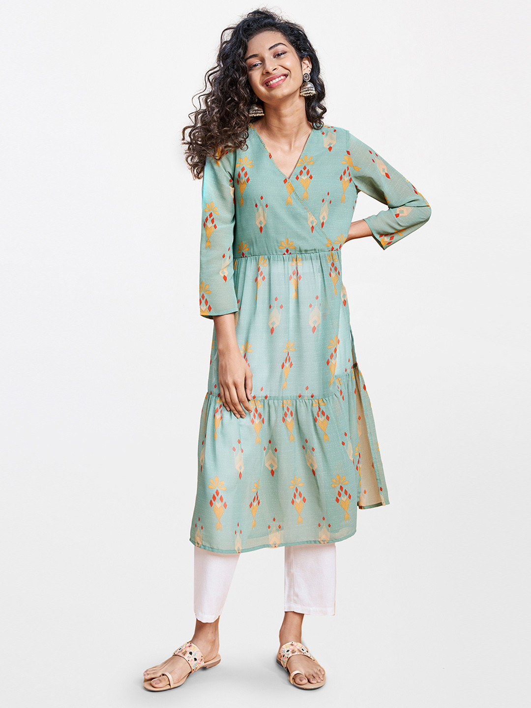 

Global Desi Women Green & Red Printed Anarkali Kurta