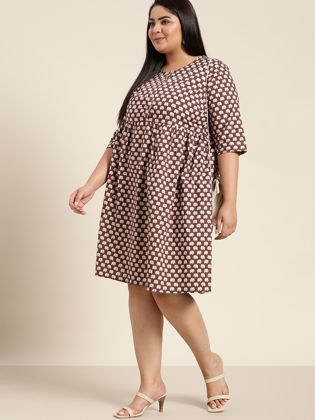

Sztori Plus Size Brown & White Pure Cotton Floral Printed A-Line Dress