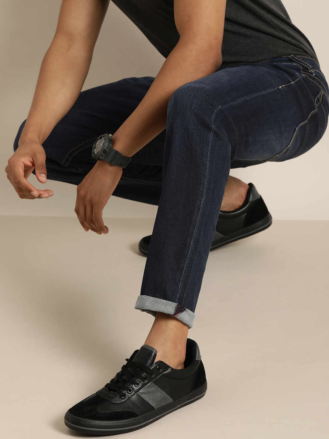 

Moda Rapido Men Blue Slim Tapered Fit Light Fade Stretchable Jeans