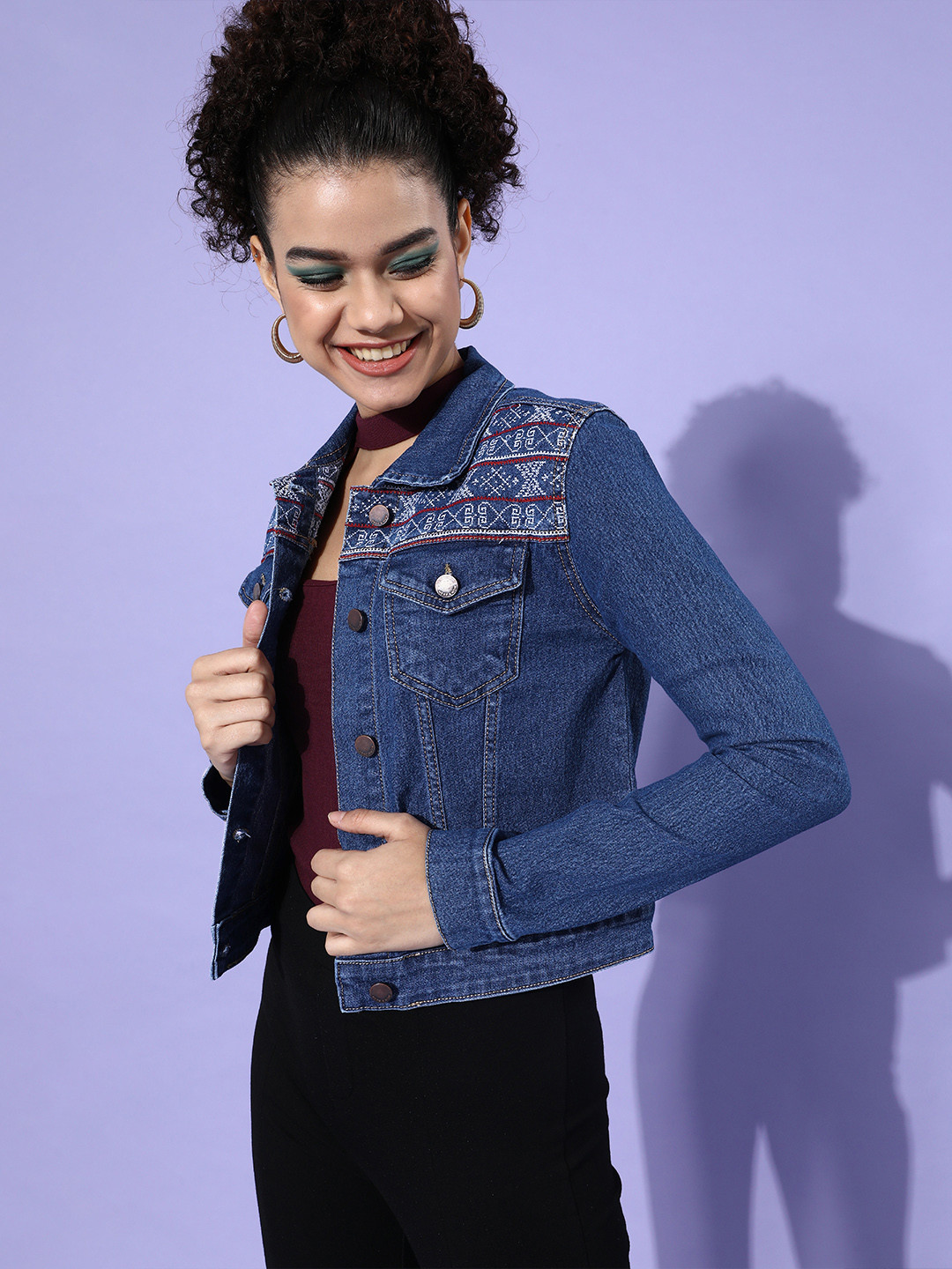 

HERE&NOW Women Blue Embroidered Cropped Denim Jacket