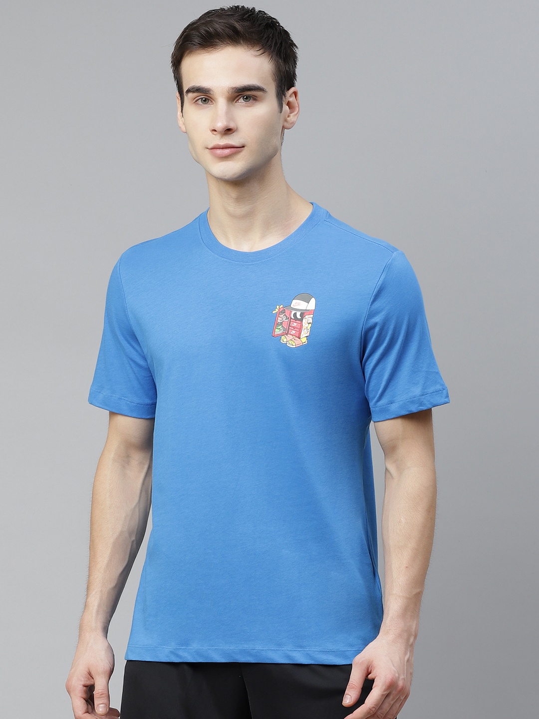 

Nike Men Blue Shoebox Printed Back Sportswear T-shirt