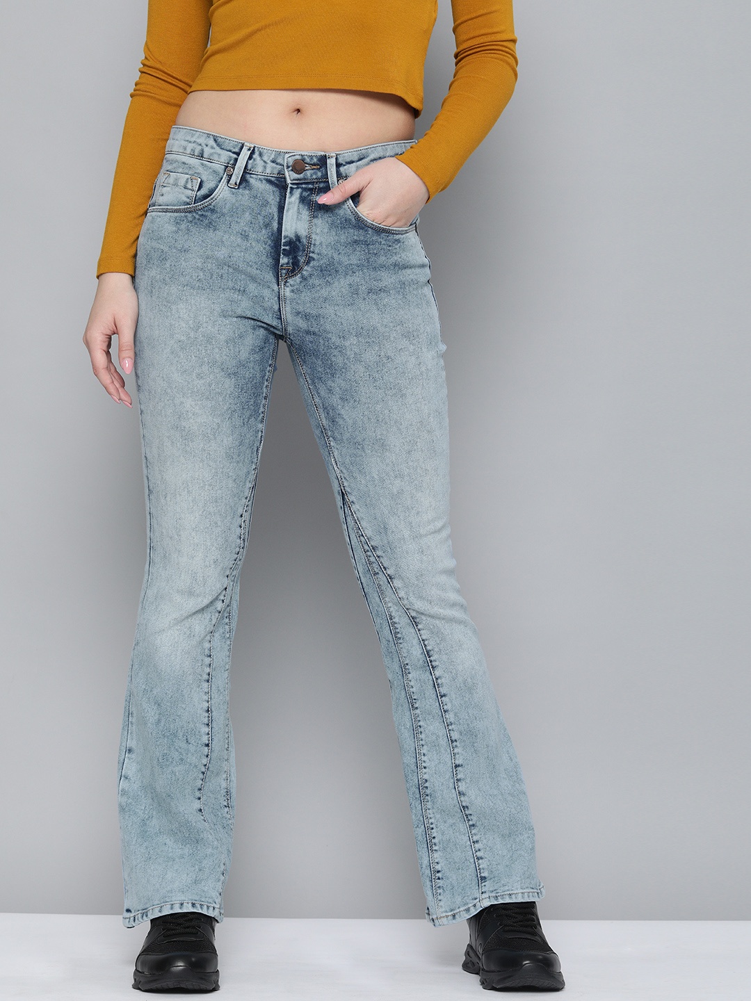 

HERE&NOW Women Blue Flared Light Fade Stretchable Jeans