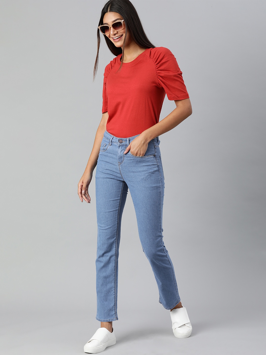 

HERE&NOW Women Blue Straight Fit Stretchable Jeans