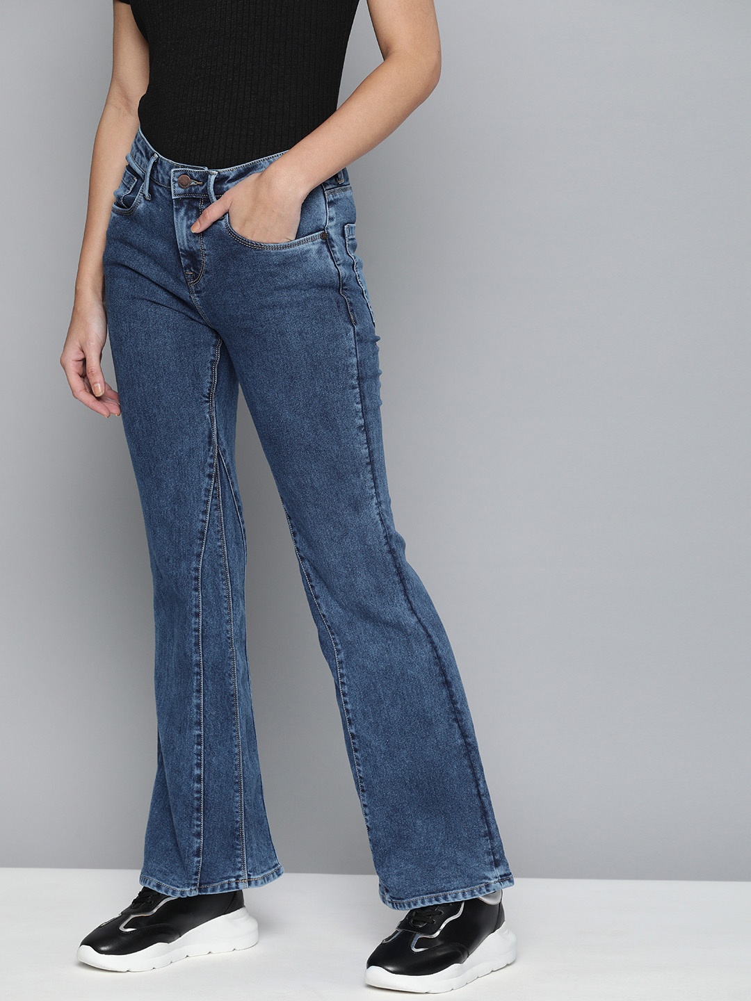 

HERE&NOW Women Blue Flared Light Fade Stretchable Jeans