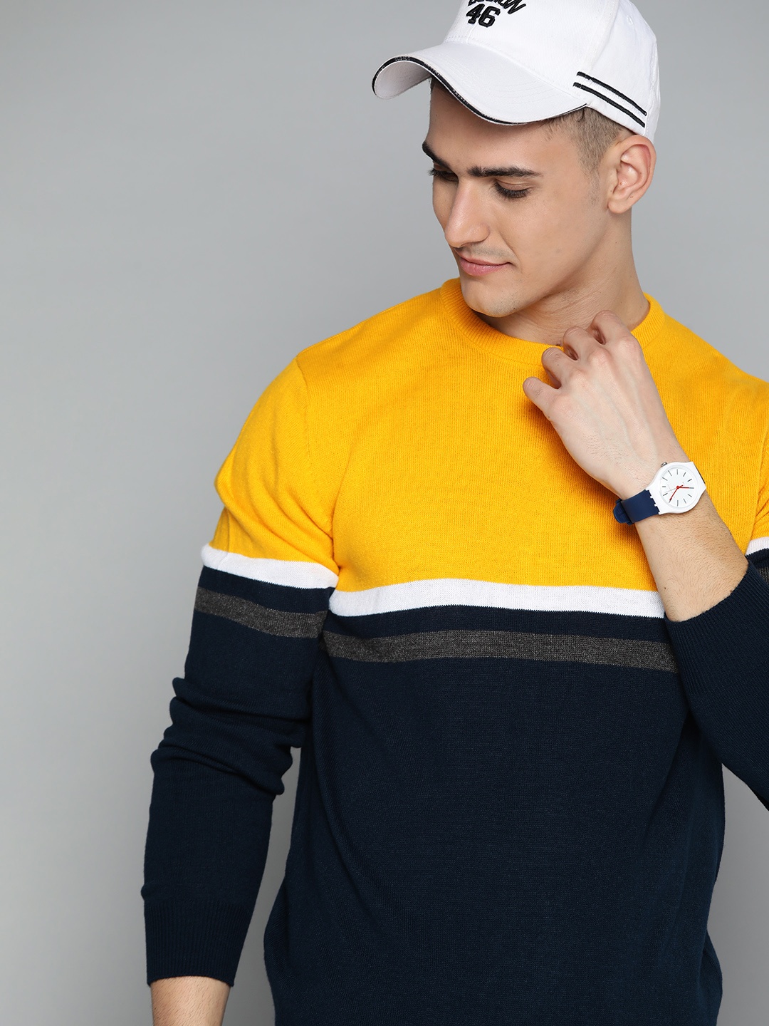

Harvard Men Navy Blue & Yellow Colourblocked Pullover