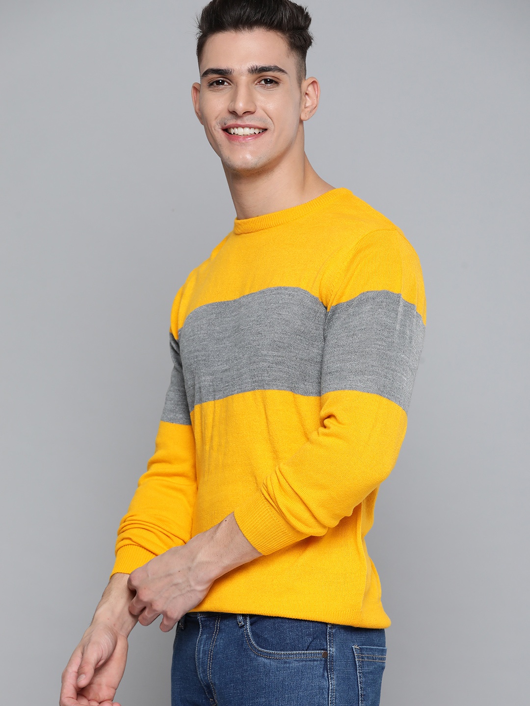 

Harvard Men Yellow & Grey Melange Striped Acrylic Pullover Sweater