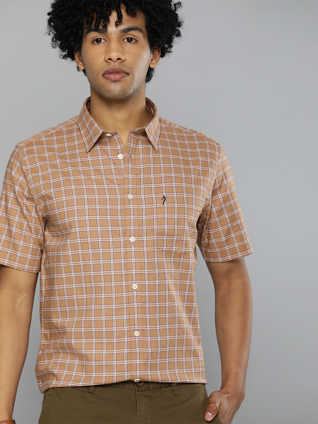 

Indian Terrain Men Khaki Slim Fit Tartan Checked Smart Casual Shirt