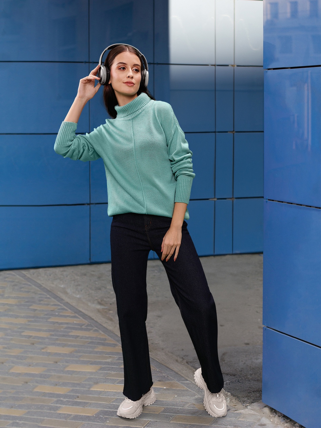 

Harvard Women Sea Green Solid Pullover