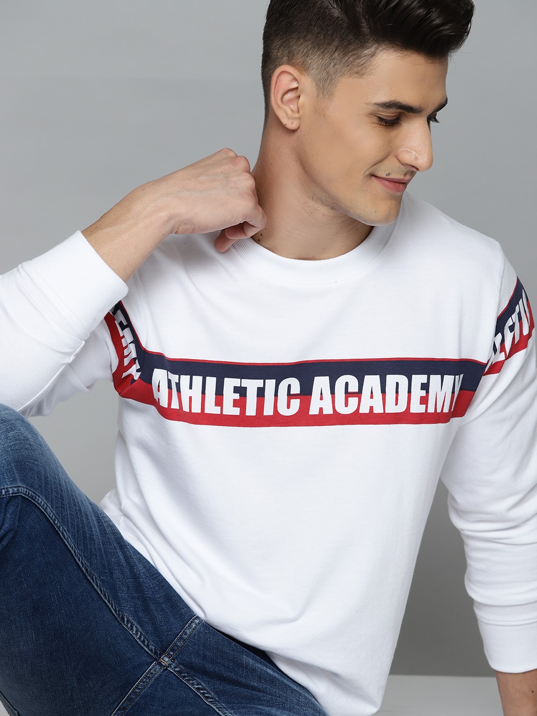 

Harvard Men White Printed Detail Sweatshirt