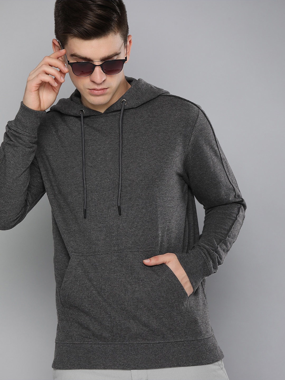 

Harvard Men Charcoal Grey Hooded Sweatshirt