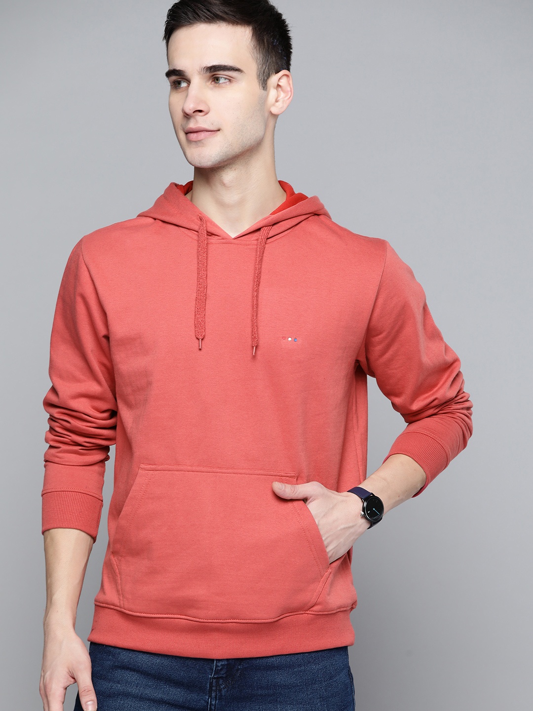 

Harvard Men Peach Coloured Solid Hooded Kangaroo Pocket Sweatshirt, Pink