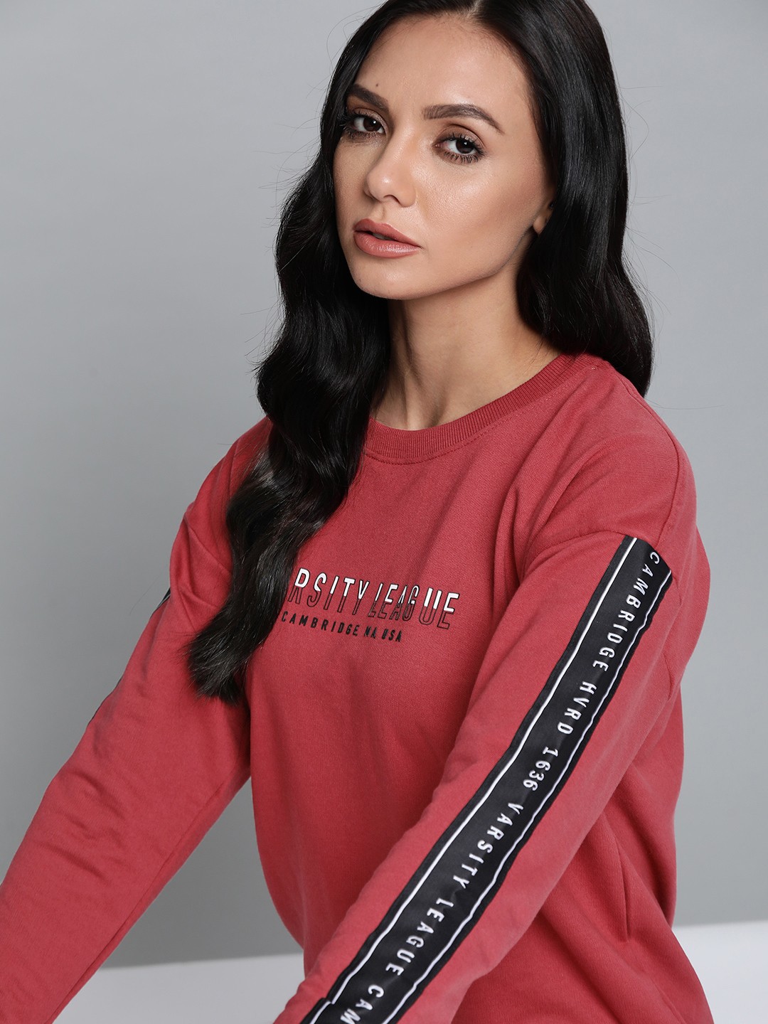 

Harvard Women Magenta Printed Detail Sweatshirt