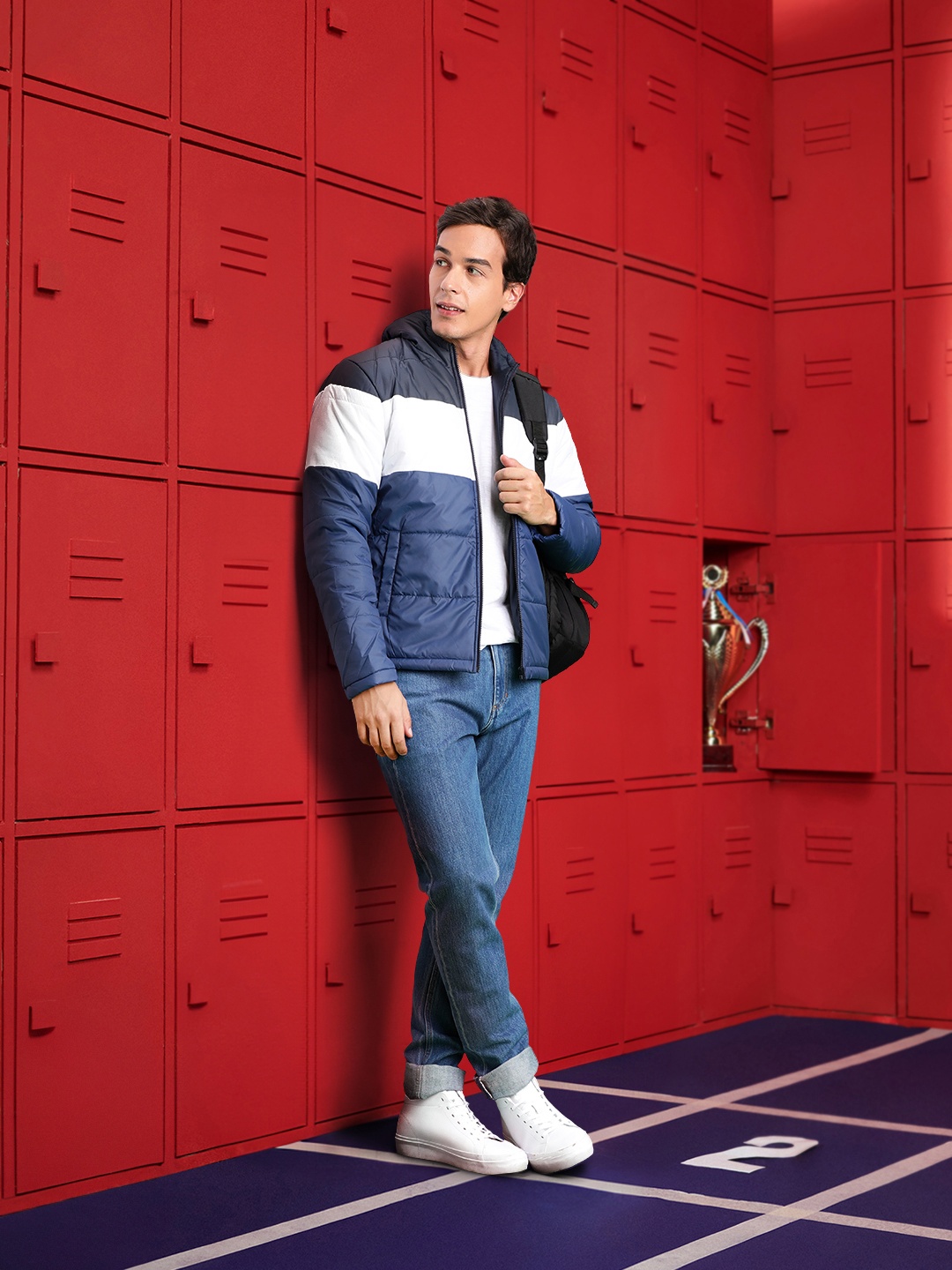 

Harvard Men Blue & White Colourblocked Padded Jacket