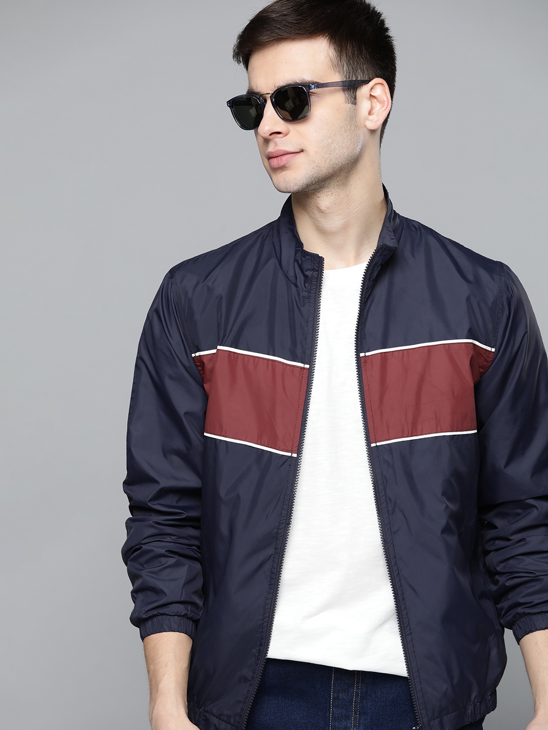 

Harvard Men Navy Blue & Maroon Colourblocked Padded Jacket